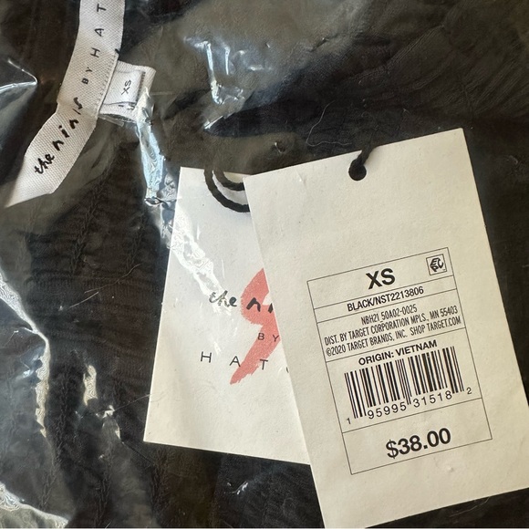 The Nines by HATCH Black Sleeveless Smocked Jersey Maternity Dress - Picture 3 of 3